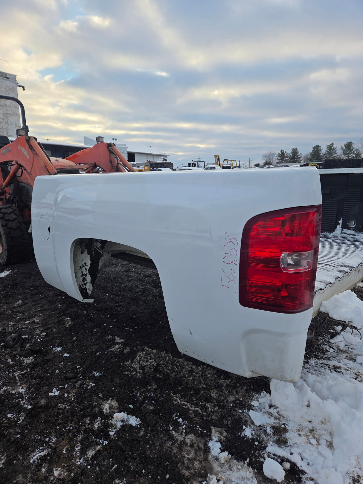 2007-2013 Chevrolet Silverado 1500 2500 3500 HD 6' 6" Short Truck