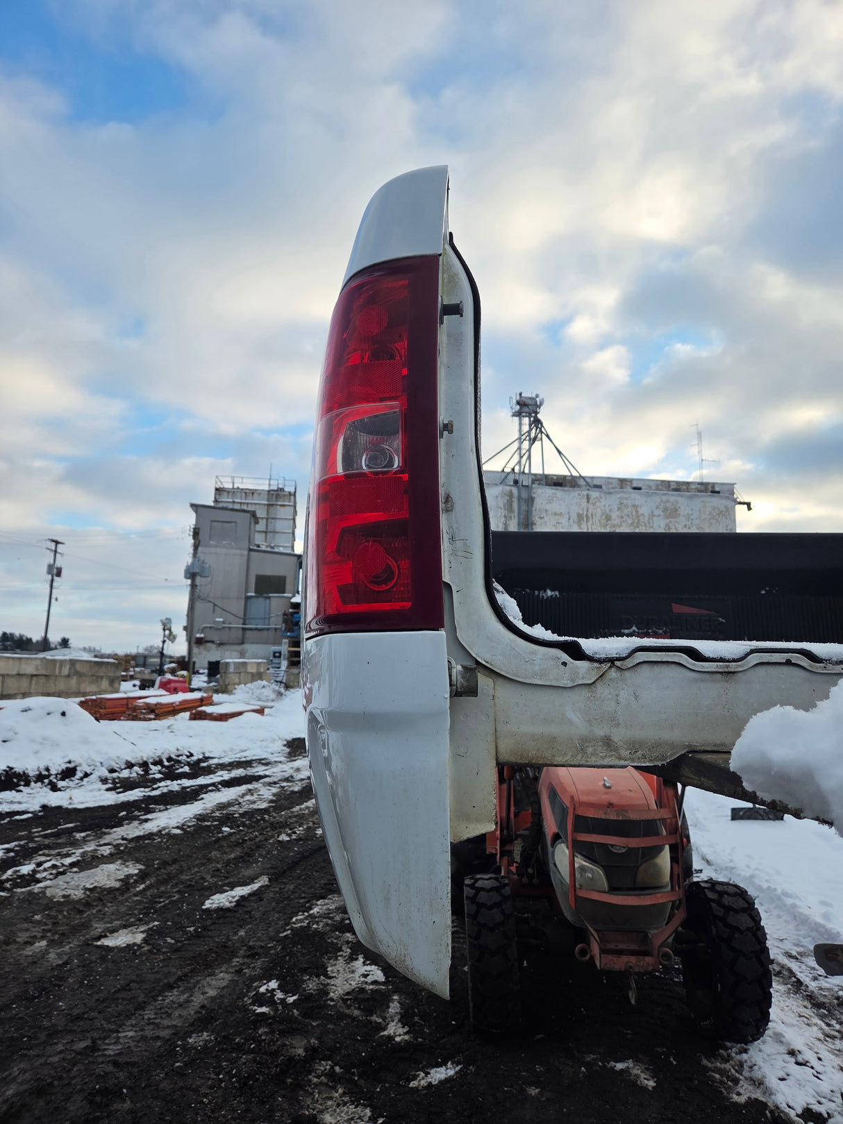 2007-2013 Chevrolet Silverado 1500 2500 3500 HD 6' 6" Short Truck