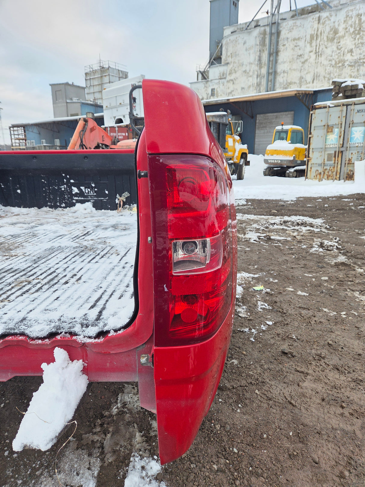 2007-2013 Chevrolet Silverado 1500 2500 3500 HD 6' 6" Short Truck Bed - Red
