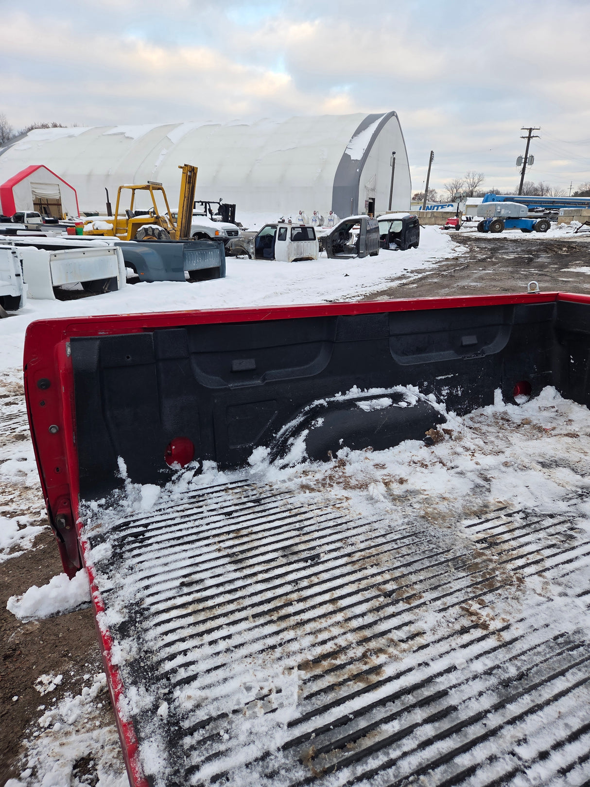2007-2013 Chevrolet Silverado 1500 2500 3500 HD 6' 6" Short Truck Bed - Red