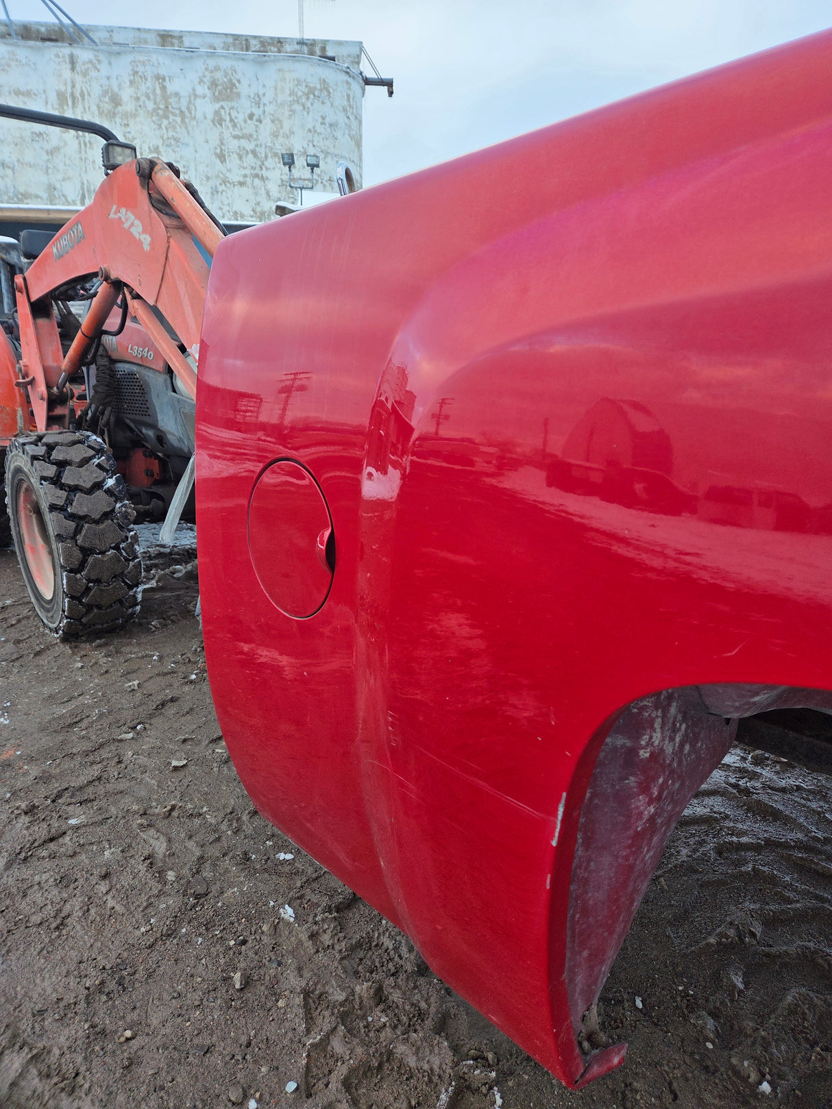 2007-2013 Chevrolet Silverado 1500 2500 3500 HD 6' 6" Short Truck Bed - Red