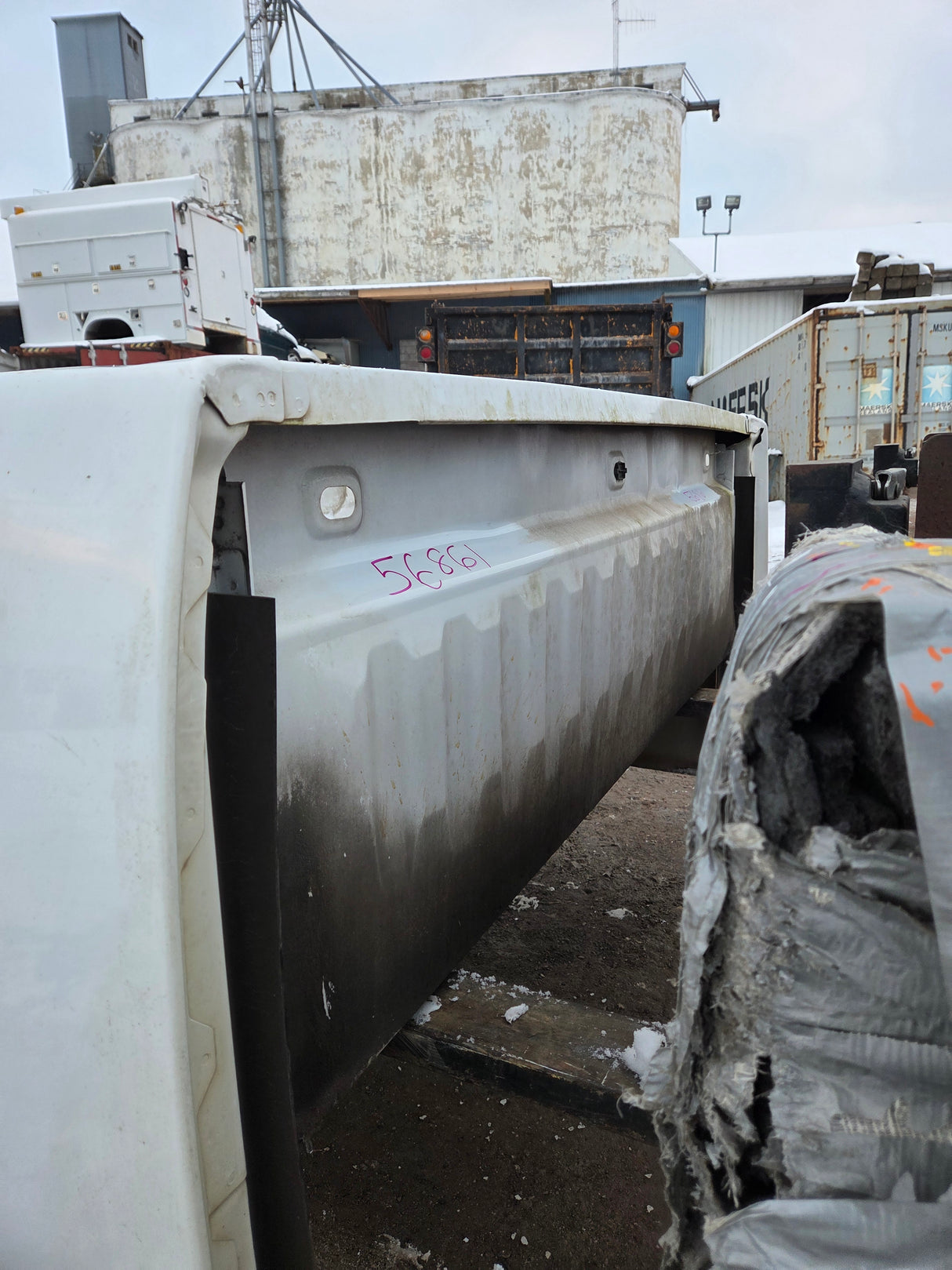 2007-2013 Chevrolet Silverado 1500 2500 3500 HD 6' 6" Short Truck Bed - Summit White