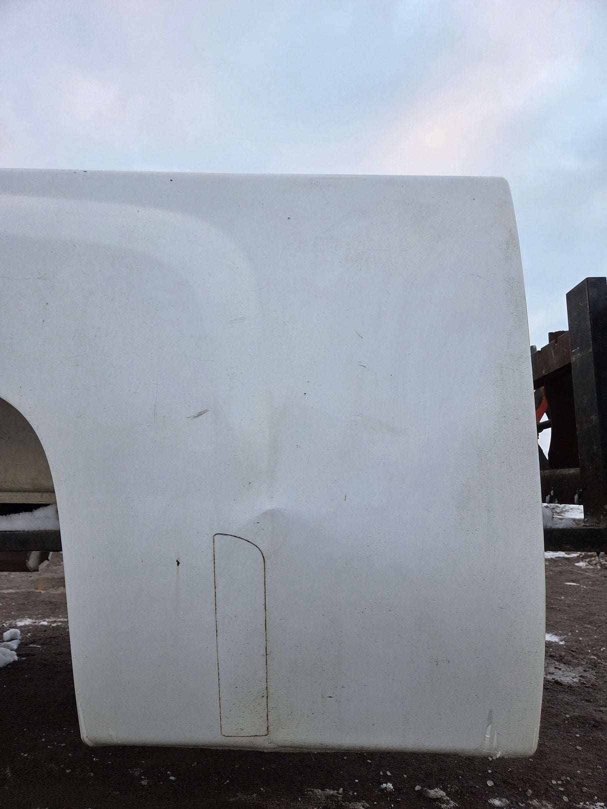 2007-2013 Chevrolet Silverado 1500 2500 3500 HD 6' 6" Short Truck Bed - Summit White