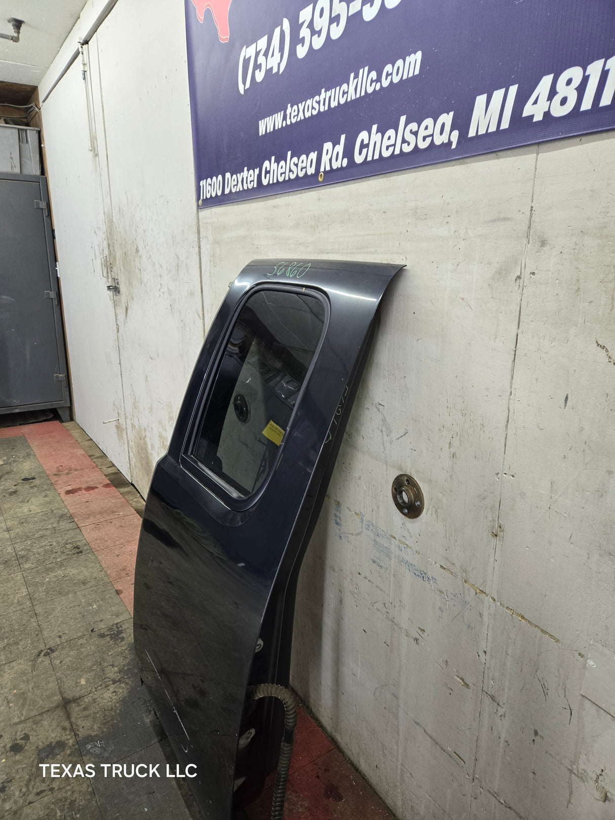 2007-2013 Chevrolet Silverado / GMC Sierra 1500 2500 3500 HD Driver Side Extended Cab LH Rear Door