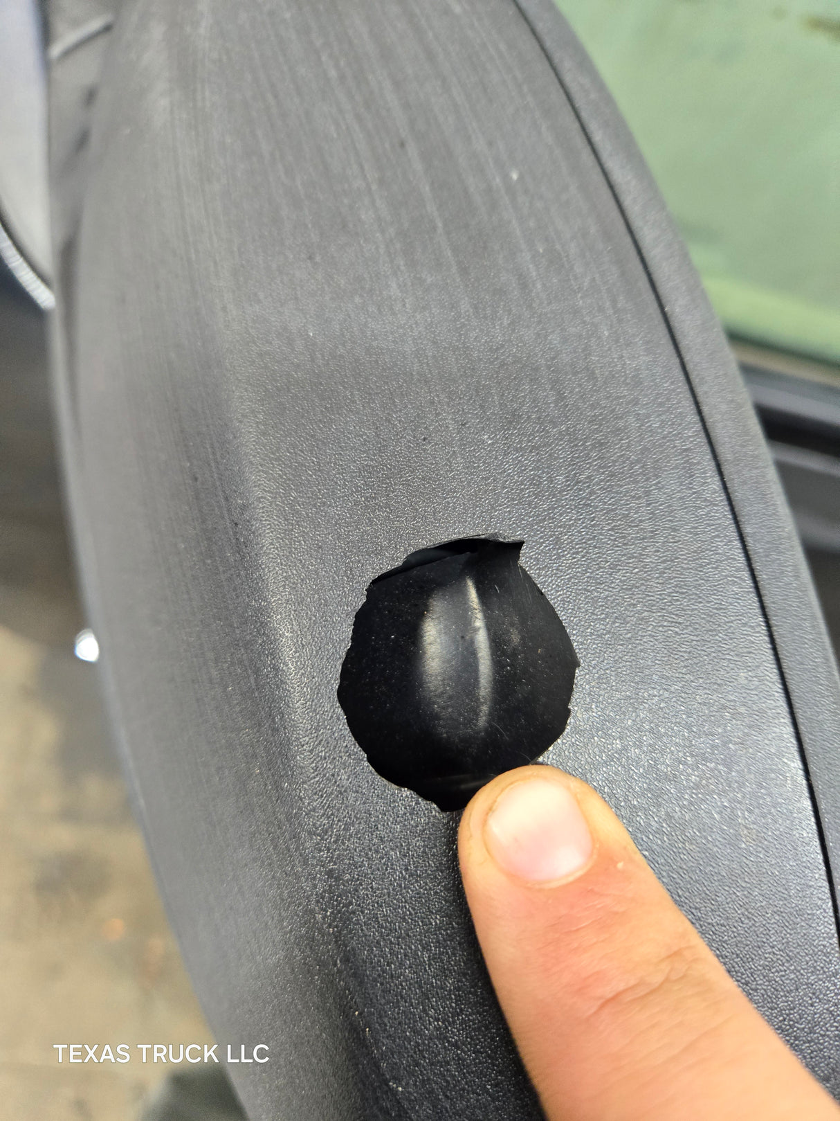 2007-2013 Chevrolet Silverado / GMC Sierra 1500 2500 3500 HD LH Front Driver Side Door