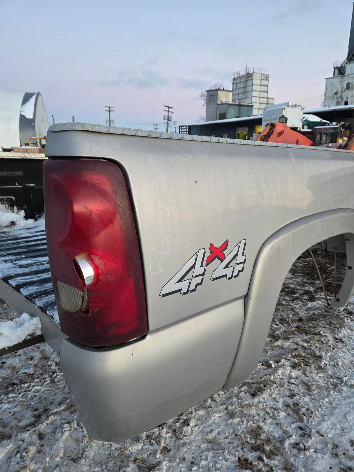 1999-2007 Chevrolet Silverado / GMC Sierra 6' 6" Short Truck Bed