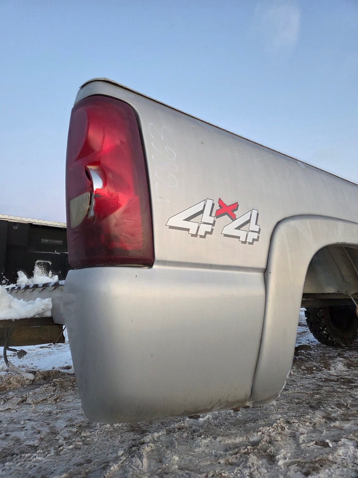 1999-2007 Chevrolet Silverado / GMC Sierra 6' 6" Short Truck Bed