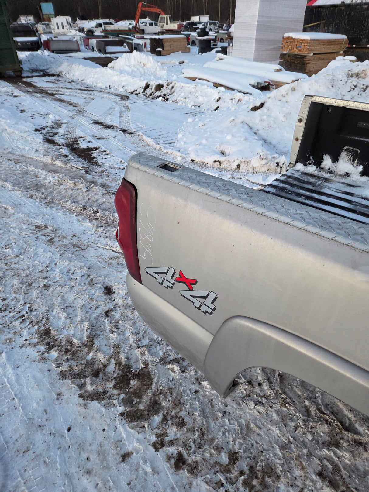 1999-2007 Chevrolet Silverado / GMC Sierra 6' 6" Short Truck Bed