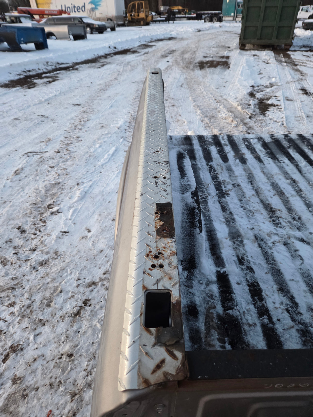 1999-2007 Chevrolet Silverado / GMC Sierra 6' 6" Short Truck Bed