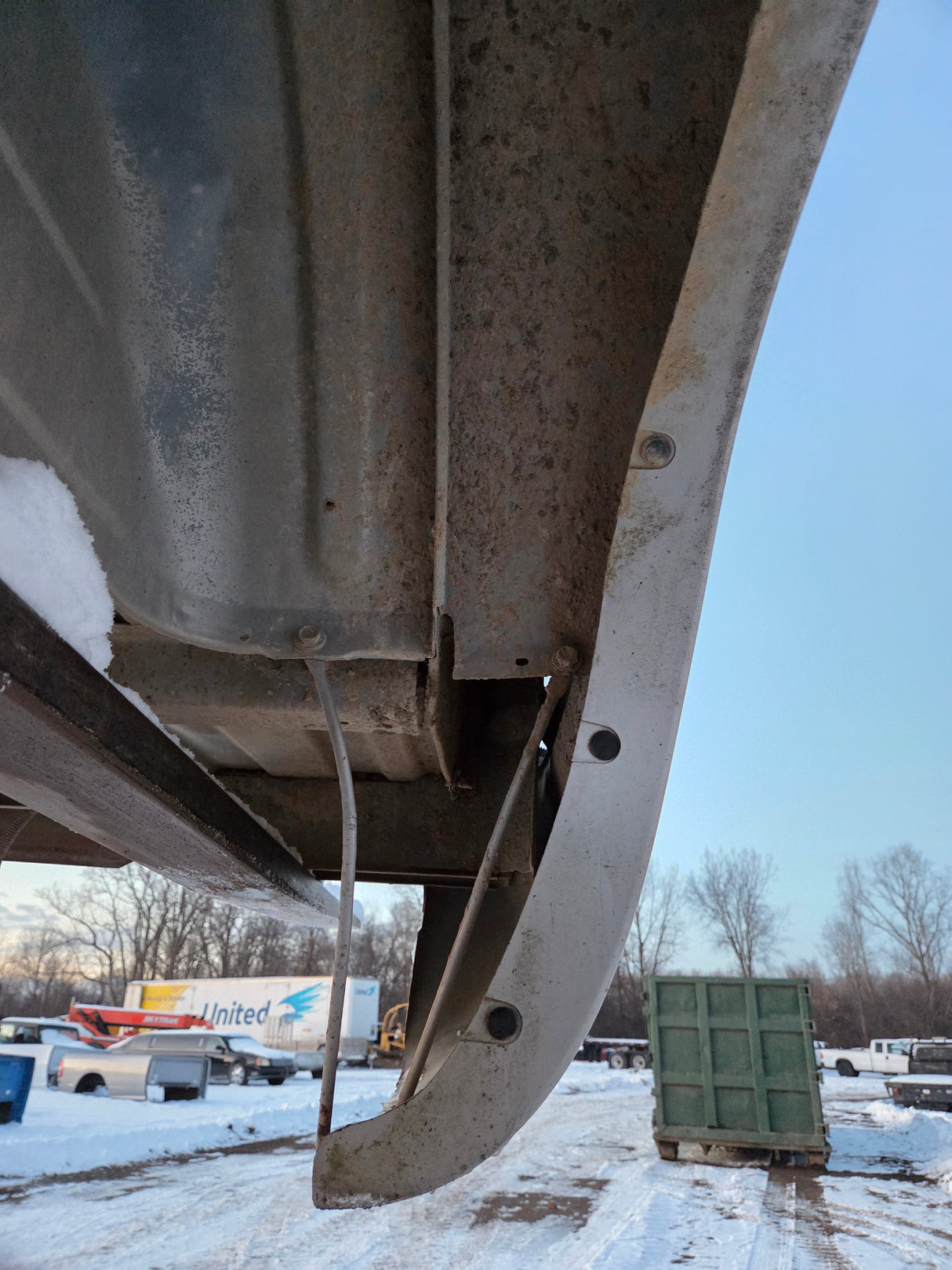 1999-2007 Chevrolet Silverado / GMC Sierra 6' 6" Short Truck Bed