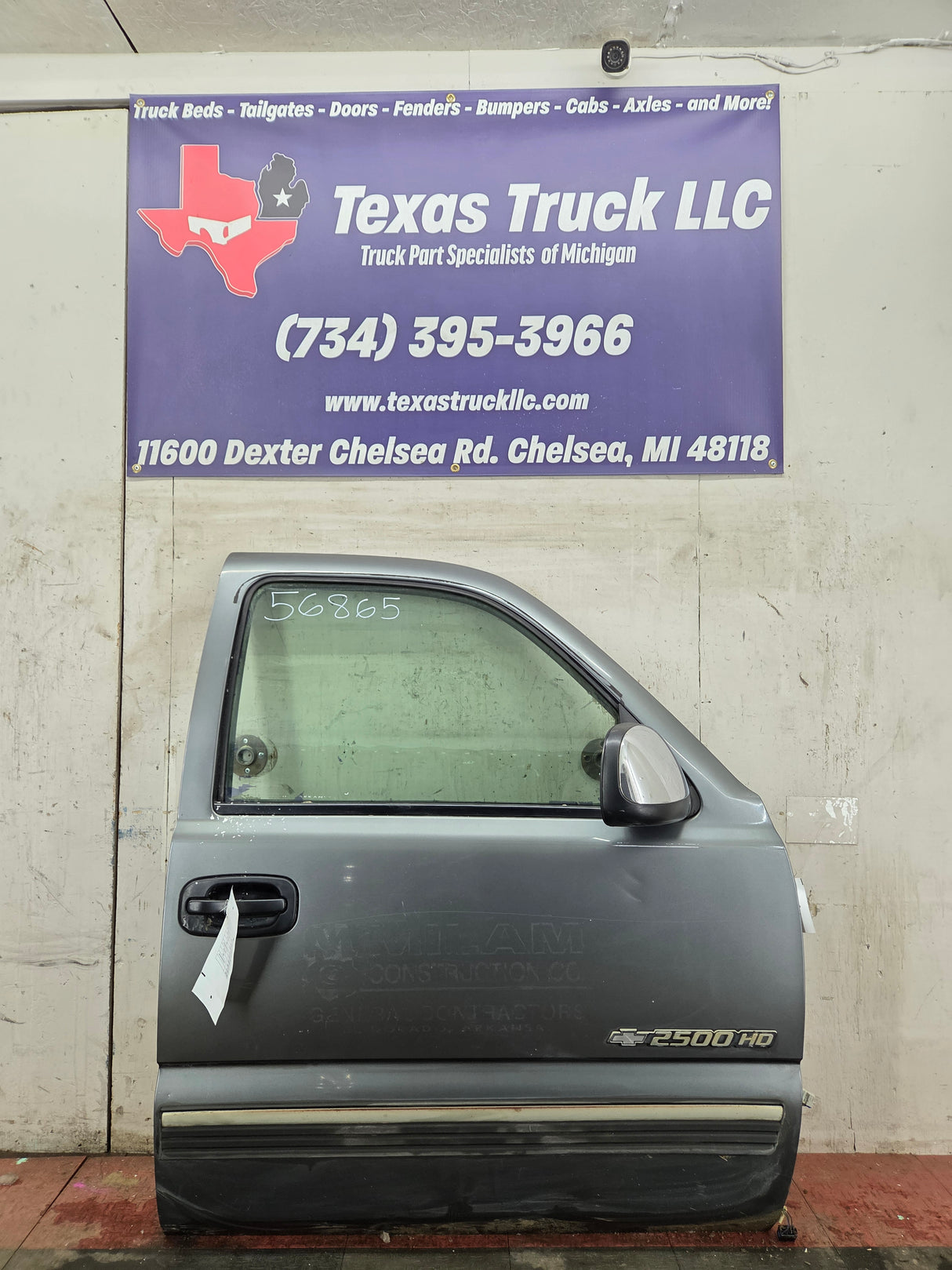 1999-2006 Chevrolet Silverado / GMC Sierra 1500 2500 3500 HD Front Passenger side Door RH