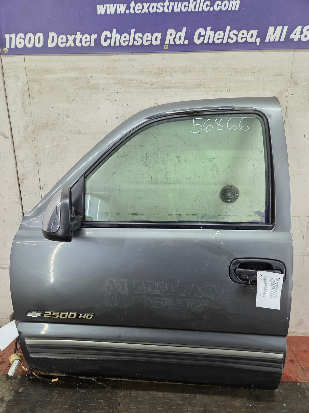 1999-2006 Chevrolet Silverado / GMC Sierra 1500 2500 3500 HD Driver Side Front Door LH - Grey