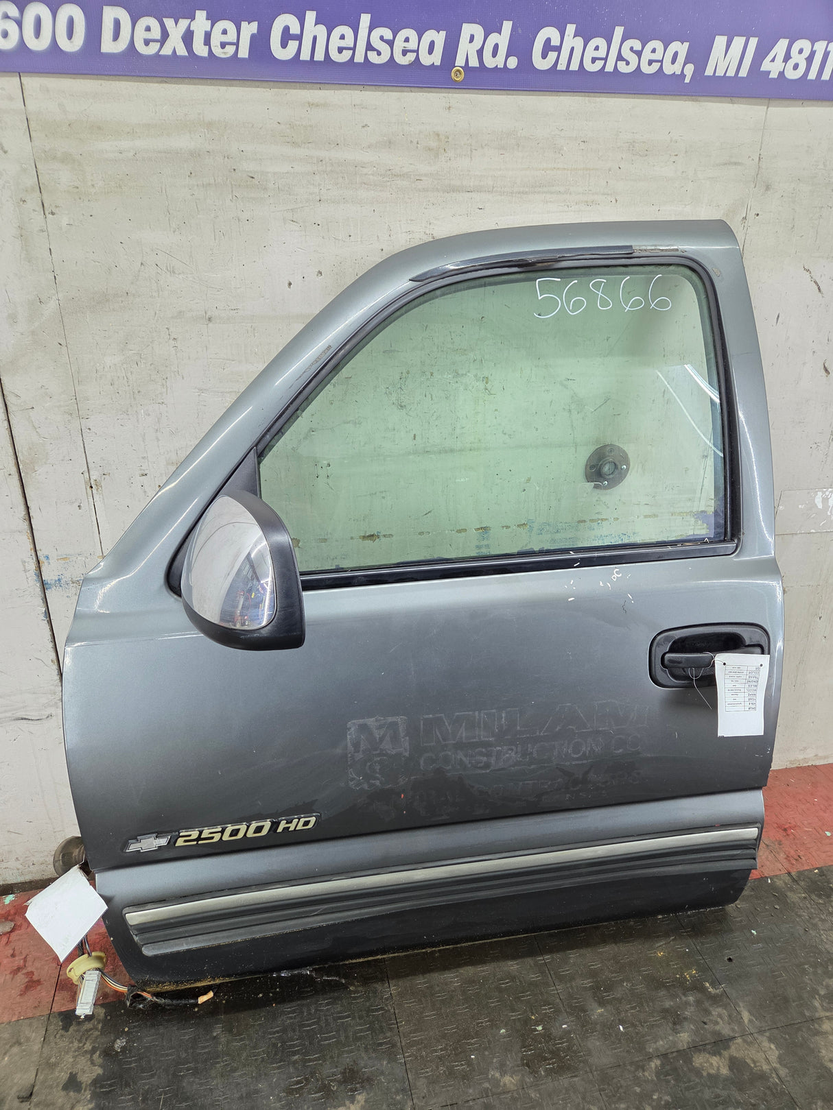 1999-2006 Chevrolet Silverado / GMC Sierra 1500 2500 3500 HD Driver Side Front Door LH - Grey