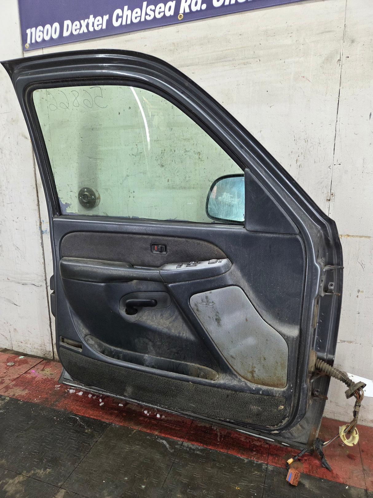 1999-2006 Chevrolet Silverado / GMC Sierra 1500 2500 3500 HD Driver Side Front Door LH - Grey