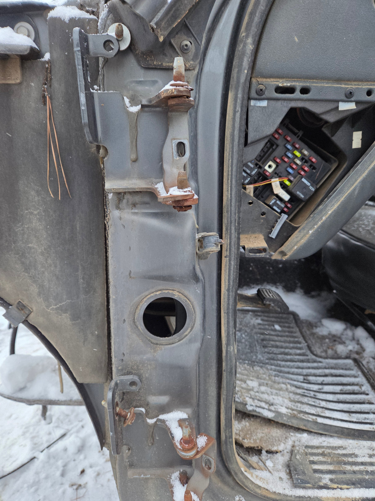 1999-2007 Chevrolet Silverado / GMC Sierra 1500 2500 HD 3500HD Regular Cab Body