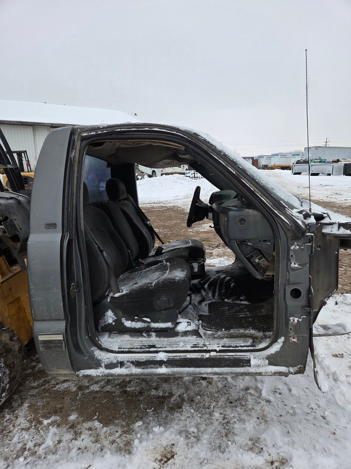 1999-2007 Chevrolet Silverado / GMC Sierra 1500 2500 HD 3500HD Regular Cab Body