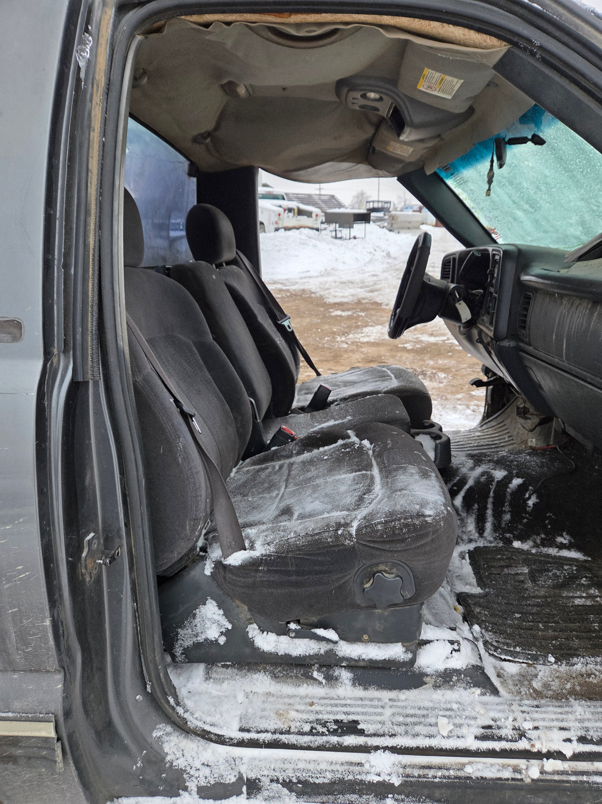 1999-2007 Chevrolet Silverado / GMC Sierra 1500 2500 HD 3500HD Regular Cab Body