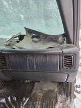 1999-2007 Chevrolet Silverado / GMC Sierra 1500 2500 HD 3500HD Regular Cab Body