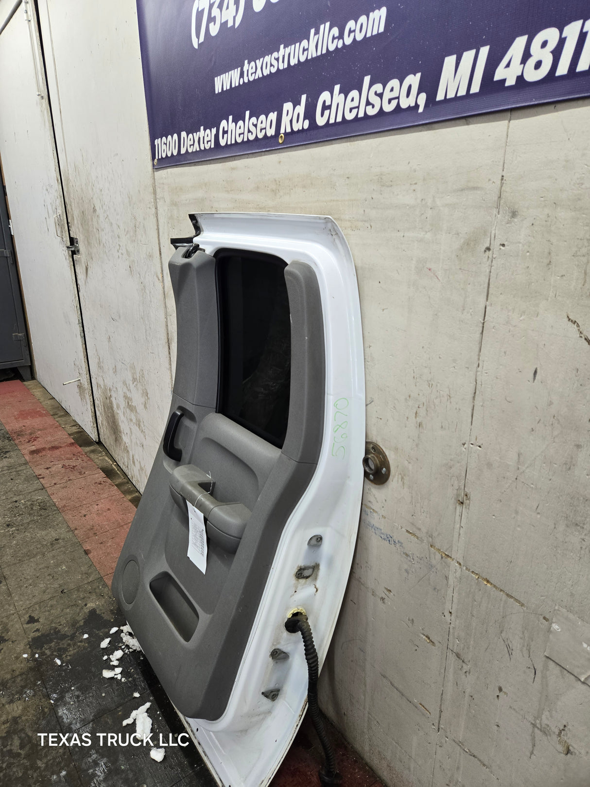 2007-2013 Chevrolet Silverado / GMC Sierra 1500 2500 3500 HD Driver Side Extended Cab LH Rear Door