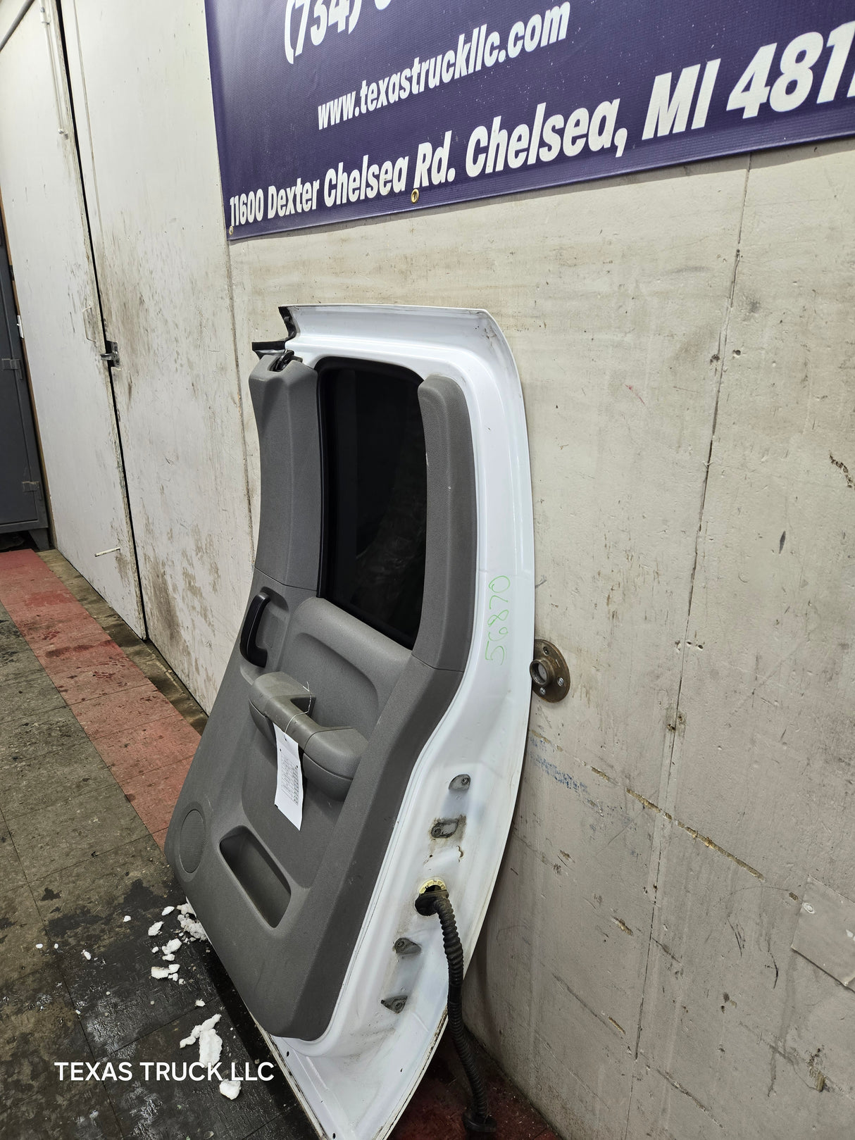 2007-2013 Chevrolet Silverado / GMC Sierra 1500 2500 3500 HD Driver Side Extended Cab LH Rear Door