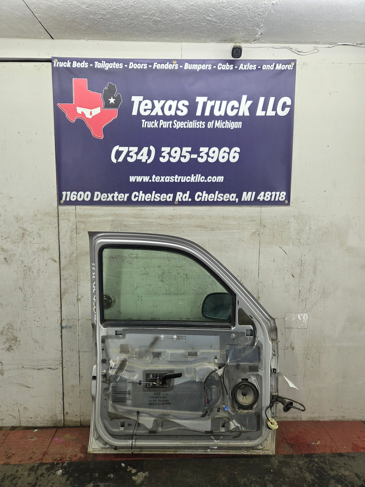 1999-2006 Chevrolet Silverado / GMC Sierra 1500 2500 3500 HD Driver Side Front Door LH