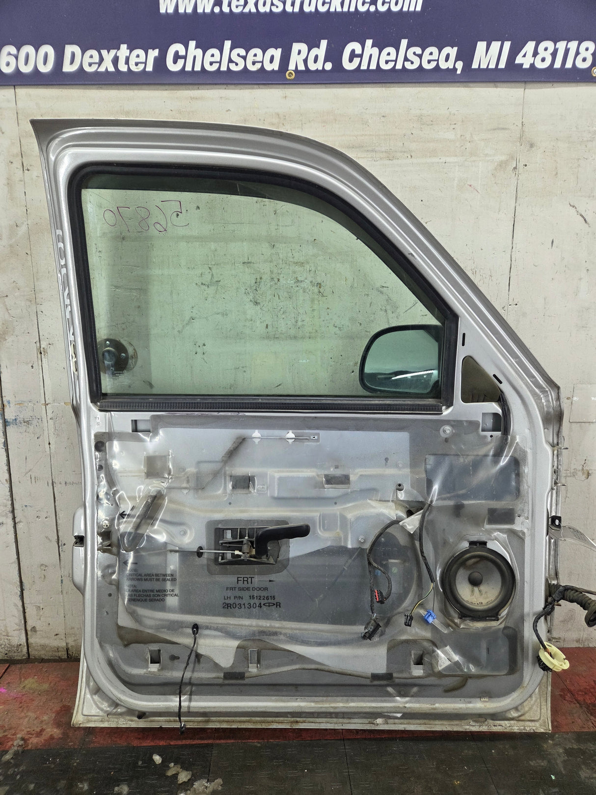 1999-2006 Chevrolet Silverado / GMC Sierra 1500 2500 3500 HD Driver Side Front Door LH