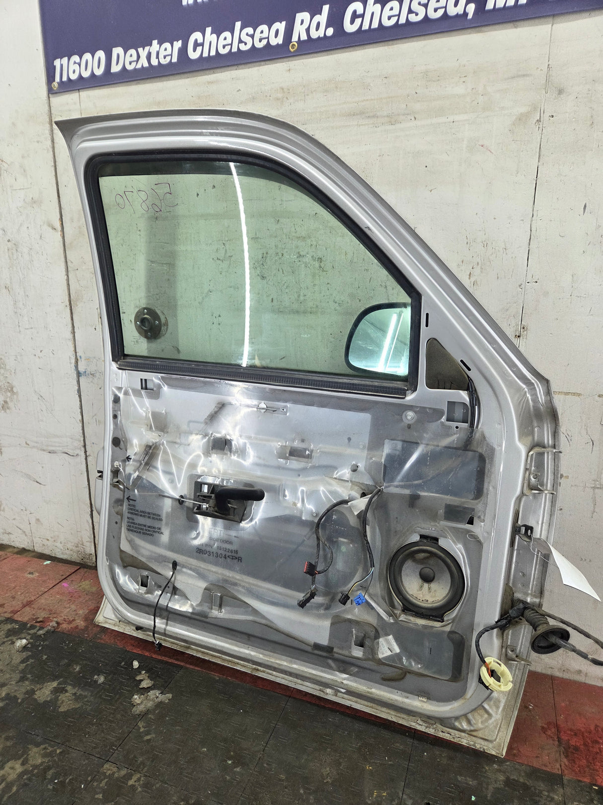 1999-2006 Chevrolet Silverado / GMC Sierra 1500 2500 3500 HD Driver Side Front Door LH