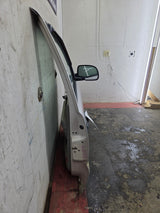 1999-2006 Chevrolet Silverado / GMC Sierra 1500 2500 3500 HD Front Passenger side Door RH