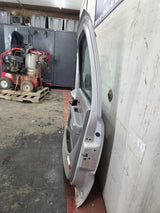 1999-2006 Chevrolet Silverado / GMC Sierra 1500 2500 3500 HD Front Passenger side Door RH