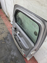 1999-2006 Chevrolet Silverado / GMC Sierra 1500 2500 3500 HD Front Passenger side Door RH