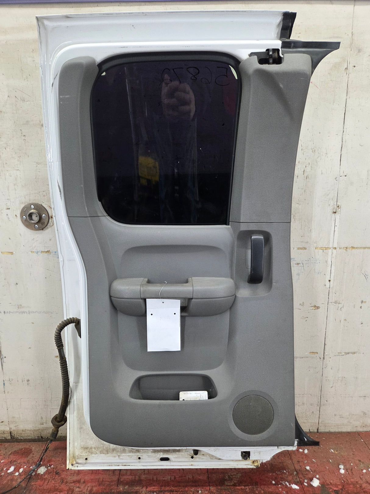 2007-2013 Chevrolet Silverado / GMC Sierra 1500 2500 3500 HD Driver Side Extended Cab LH Rear Door