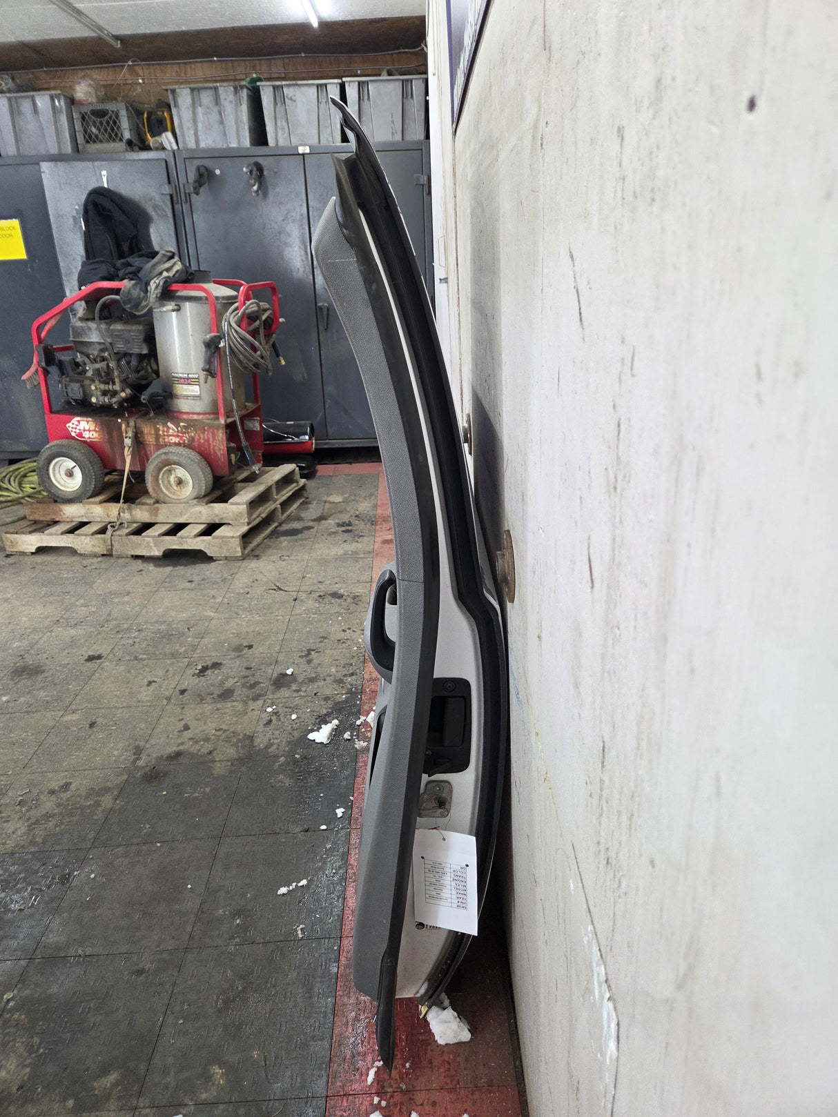 2007-2013 Chevrolet Silverado / GMC Sierra 1500 2500 3500 HD Driver Side Extended Cab LH Rear Door