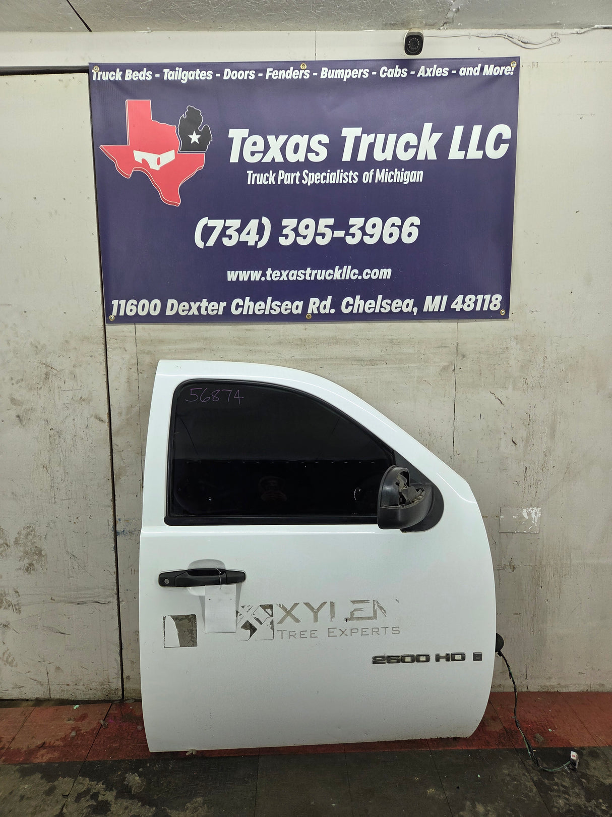 2007-2013 Chevrolet Silverado / GMC Sierra 1500 2500 3500 HD RH Front Passenger Side Door