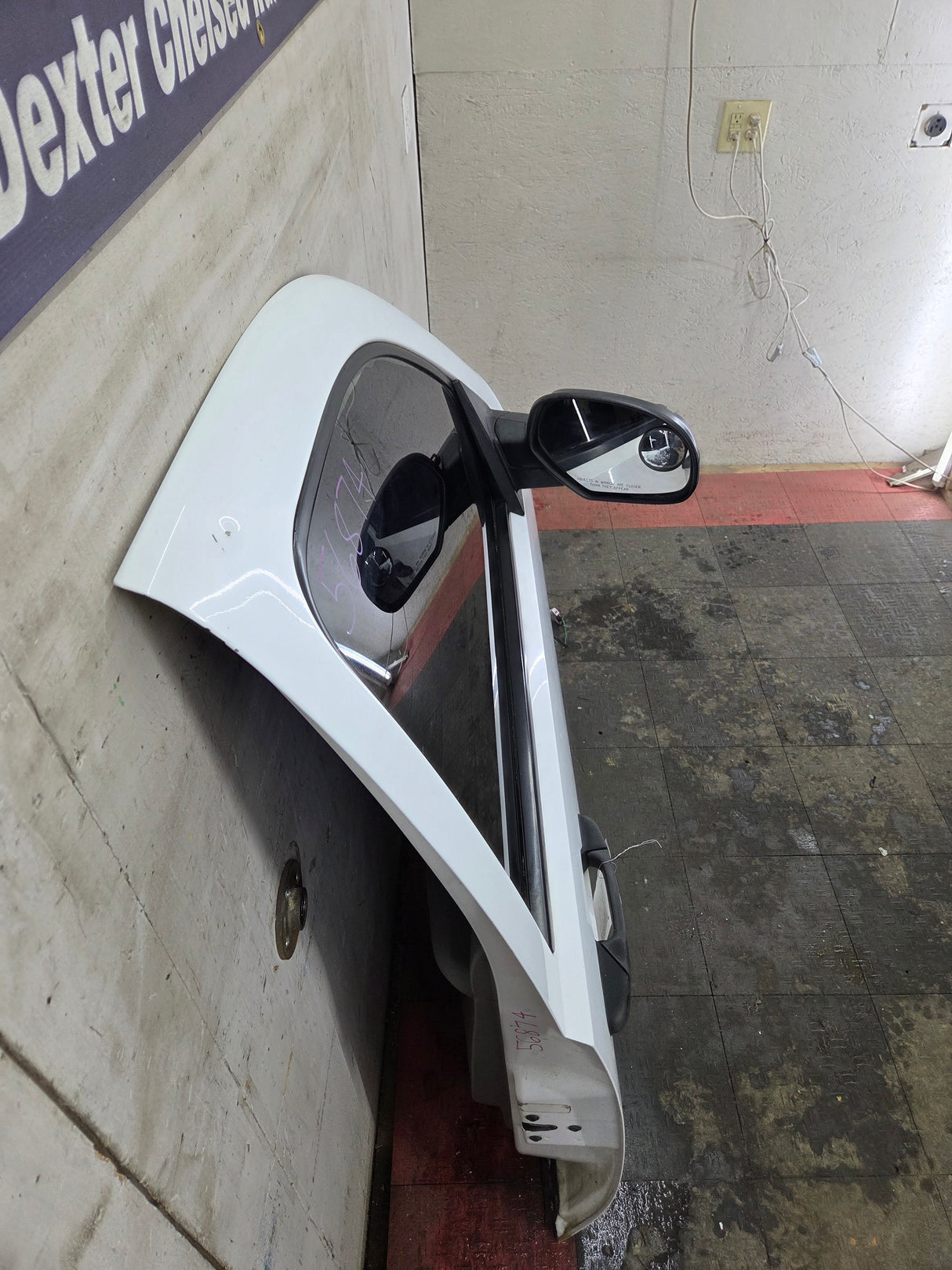 2007-2013 Chevrolet Silverado / GMC Sierra 1500 2500 3500 HD RH Front Passenger Side Door