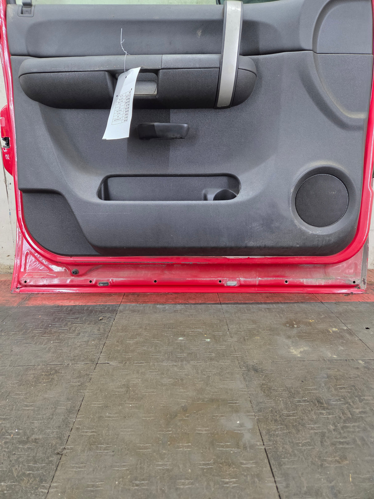 2007-2013 Chevrolet Silverado / GMC Sierra 1500 2500 3500 HD LH Front Driver Side Door