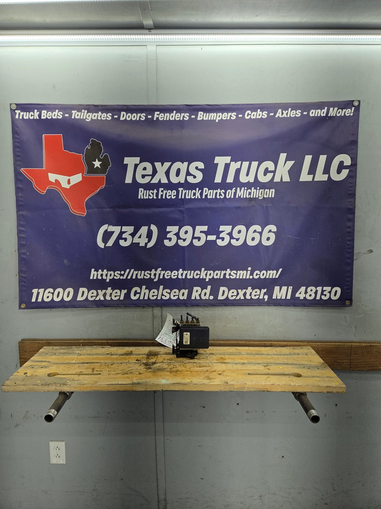 2014-2016 Chevrolet Silverado GMC 1500 ABS Pump Module - 23425456