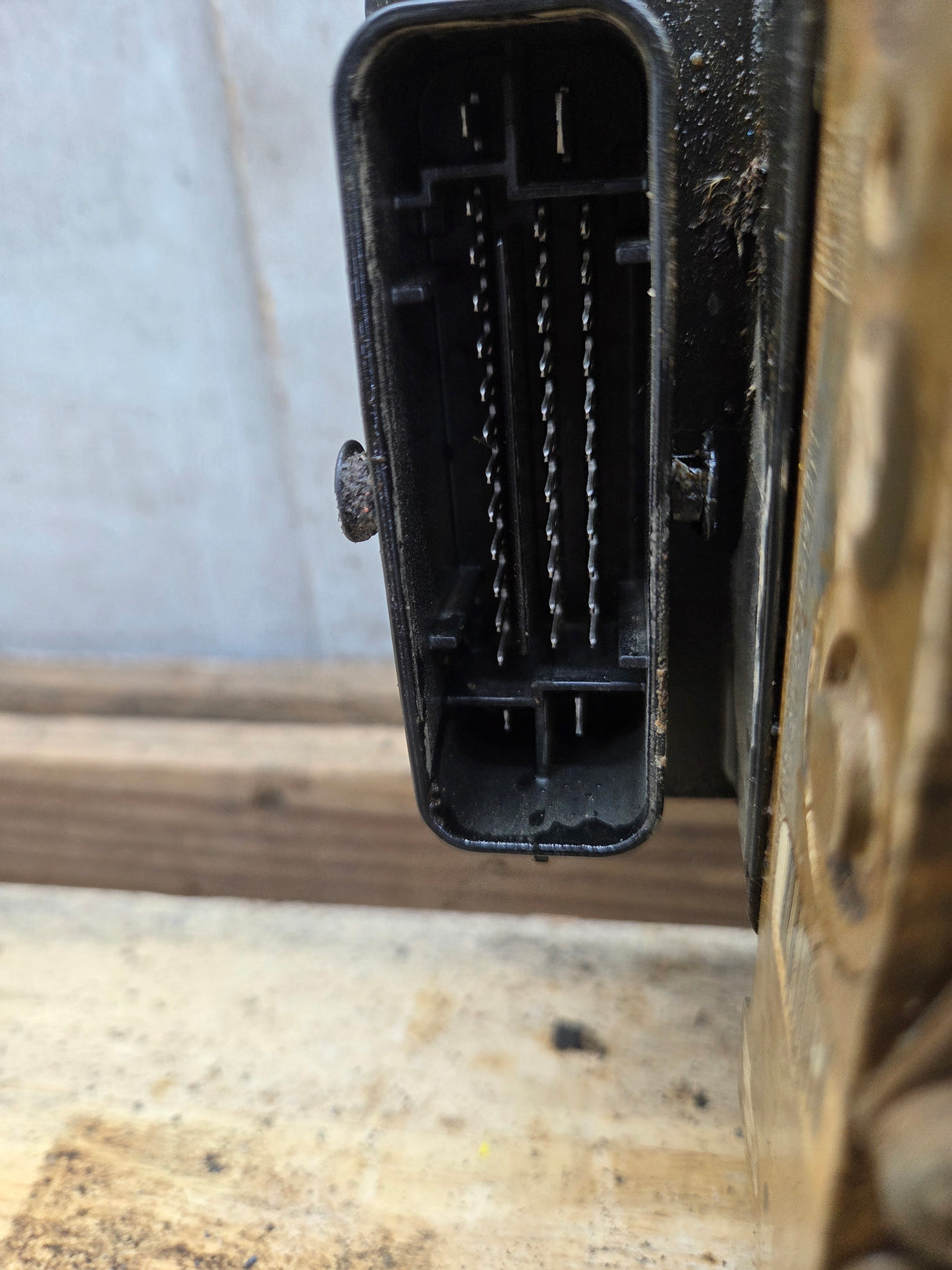 2014-2016 Chevrolet Silverado GMC 1500 ABS Pump Module - 23425456