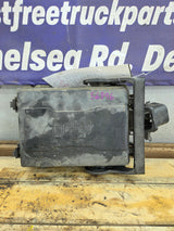 2014-2017 Chevrolet Silverado / GMC Sierra 1500 2500 3500 Engine Bay Fuse Box