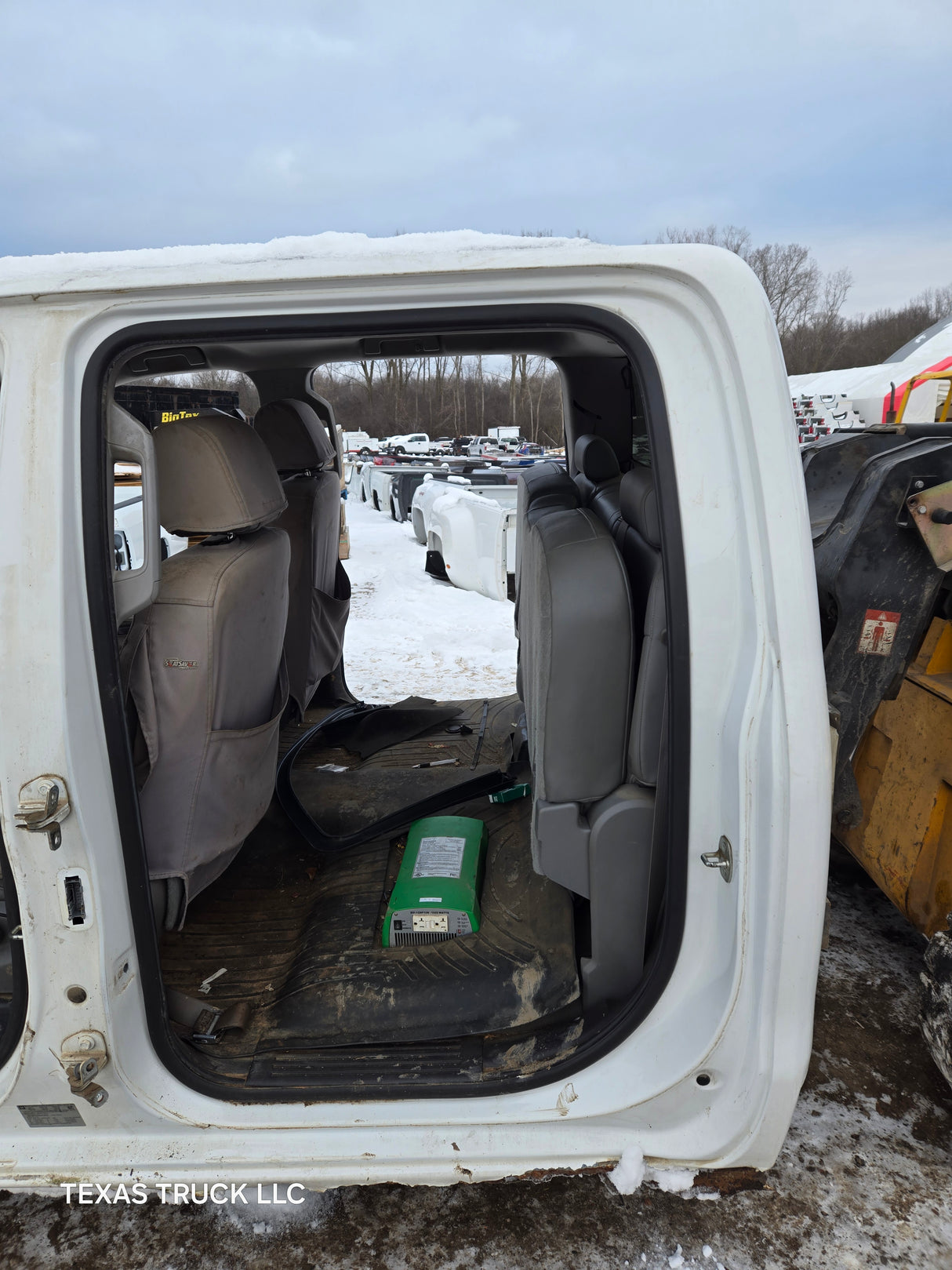 2014-2019 Chevrolet Silverado GMC Sierra 1500 2500 3500 HD Crew Cab 4 door Truck Cab