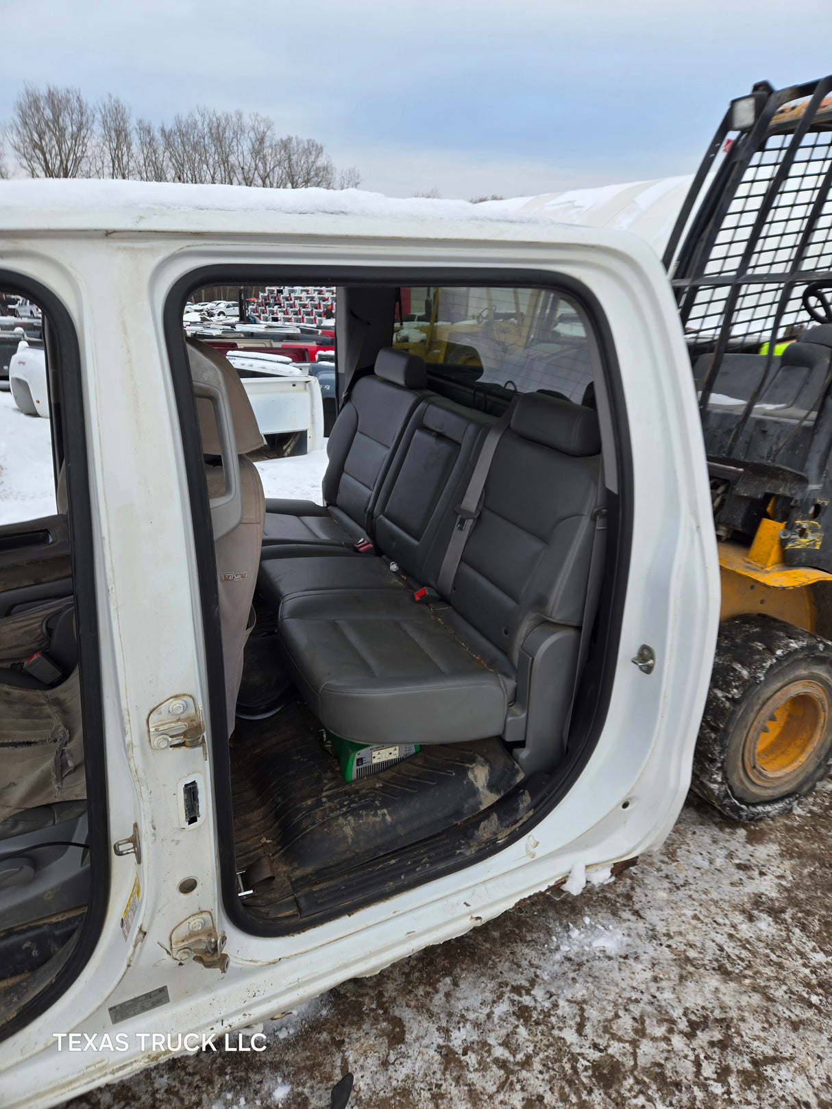 2014-2019 Chevrolet Silverado GMC Sierra 1500 2500 3500 HD Crew Cab 4 door Truck Cab