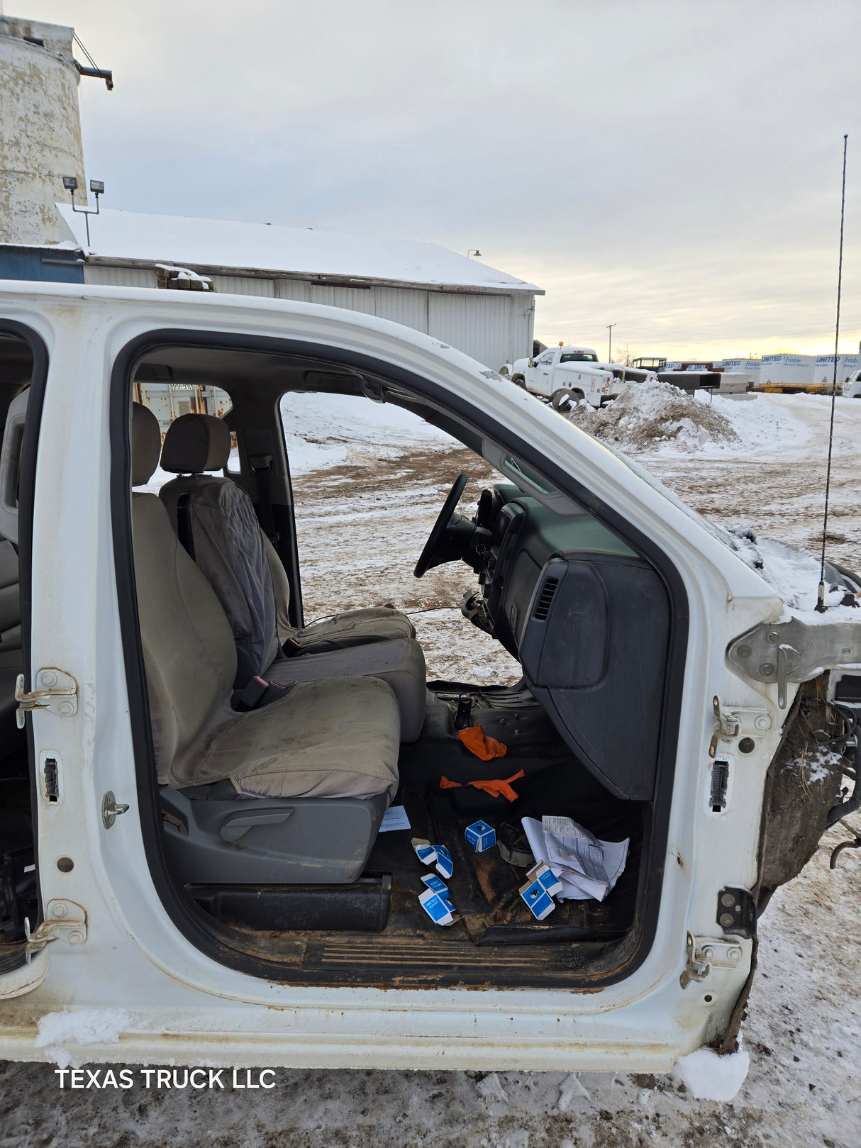 2014-2019 Chevrolet Silverado GMC Sierra 1500 2500 3500 HD Crew Cab 4 door Truck Cab