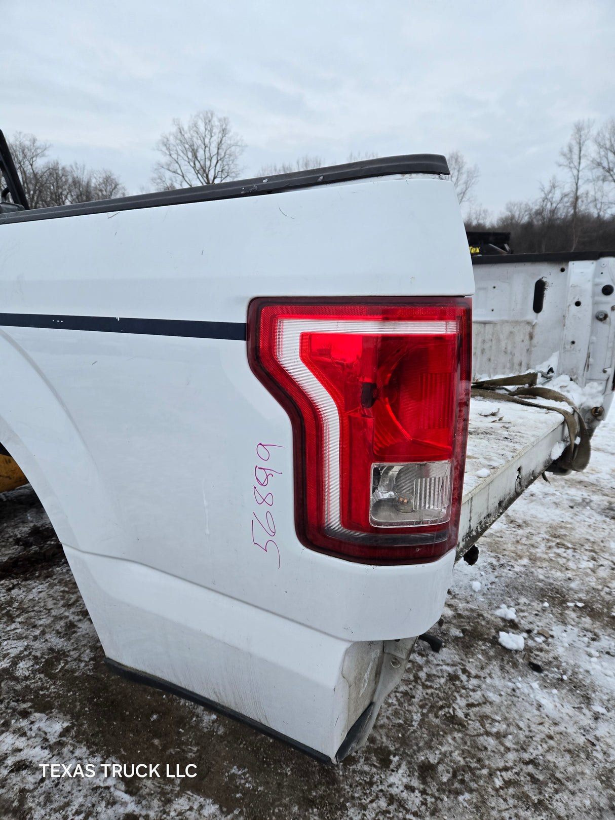 2015-2020 Ford F150 6' 6" Short Bed Without Wheel Lip Molding