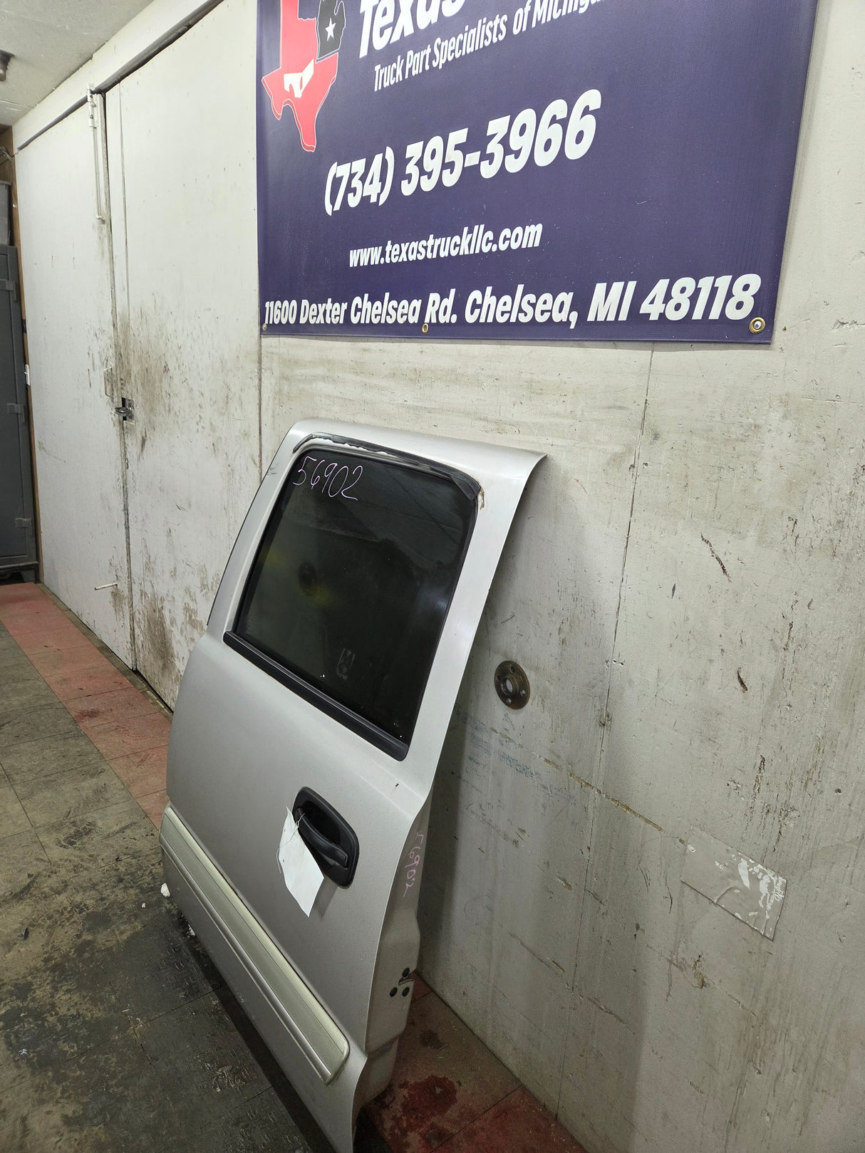 1999-2007 Chevrolet Silverado / GMC Sierra 1500 2500 3500 HD Rear Driver side LH Crew Cab rear door - Fine Silver Birch Metallic