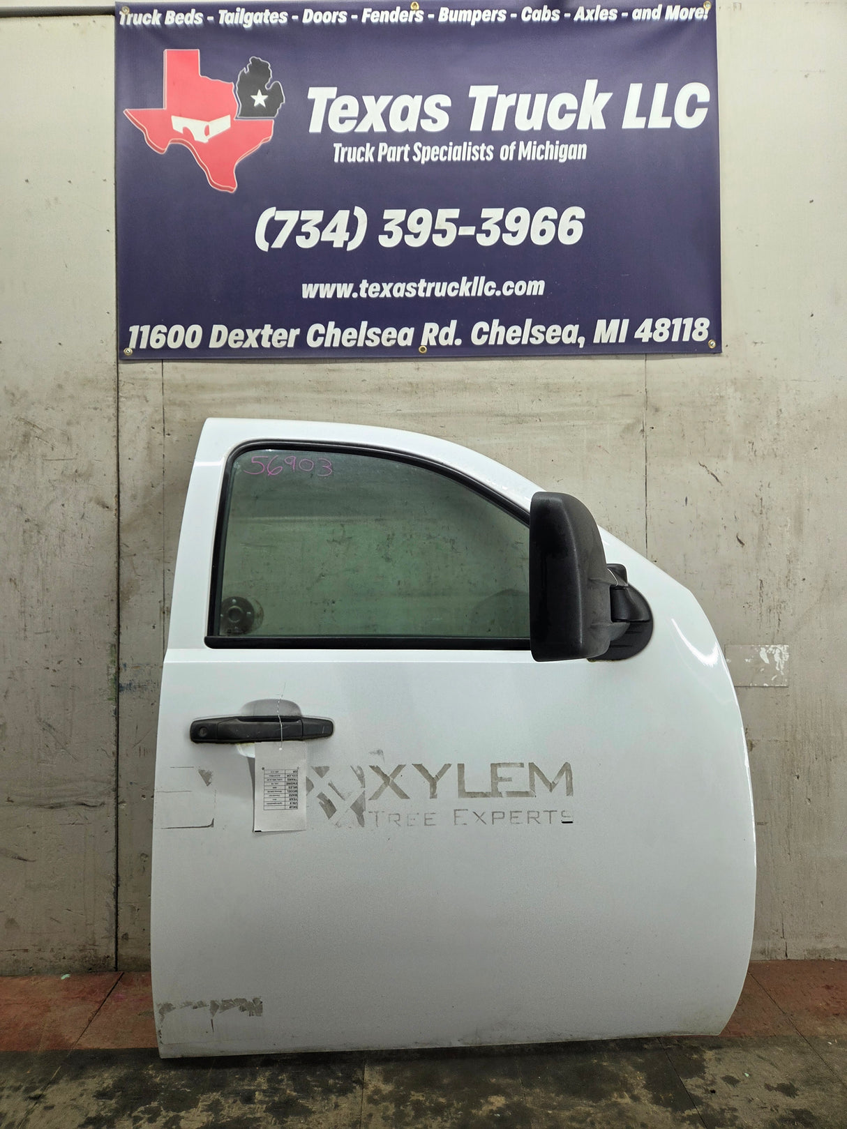 2007-2013 Chevrolet Silverado / GMC Sierra 1500 2500 3500 HD RH Front Passenger Side Door