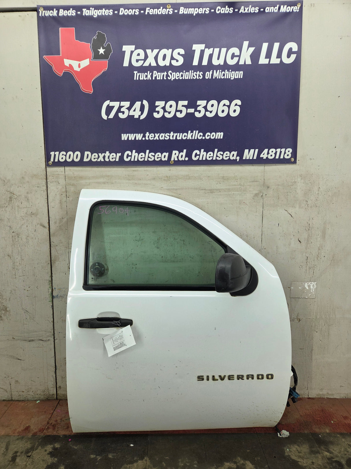 2007-2013 Chevrolet Silverado / GMC Sierra 1500 2500 3500 HD RH Front Passenger Side Door