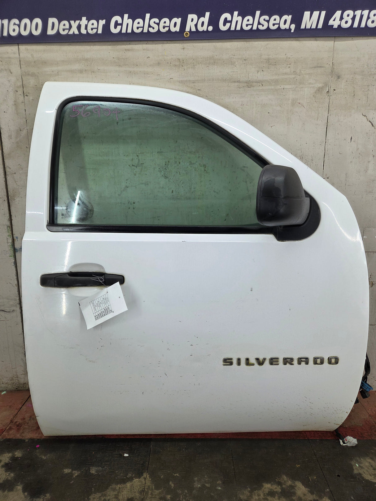 2007-2013 Chevrolet Silverado / GMC Sierra 1500 2500 3500 HD RH Front Passenger Side Door