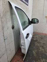 2007-2013 Chevrolet Silverado / GMC Sierra 1500 2500 3500 HD RH Front Passenger Side Door