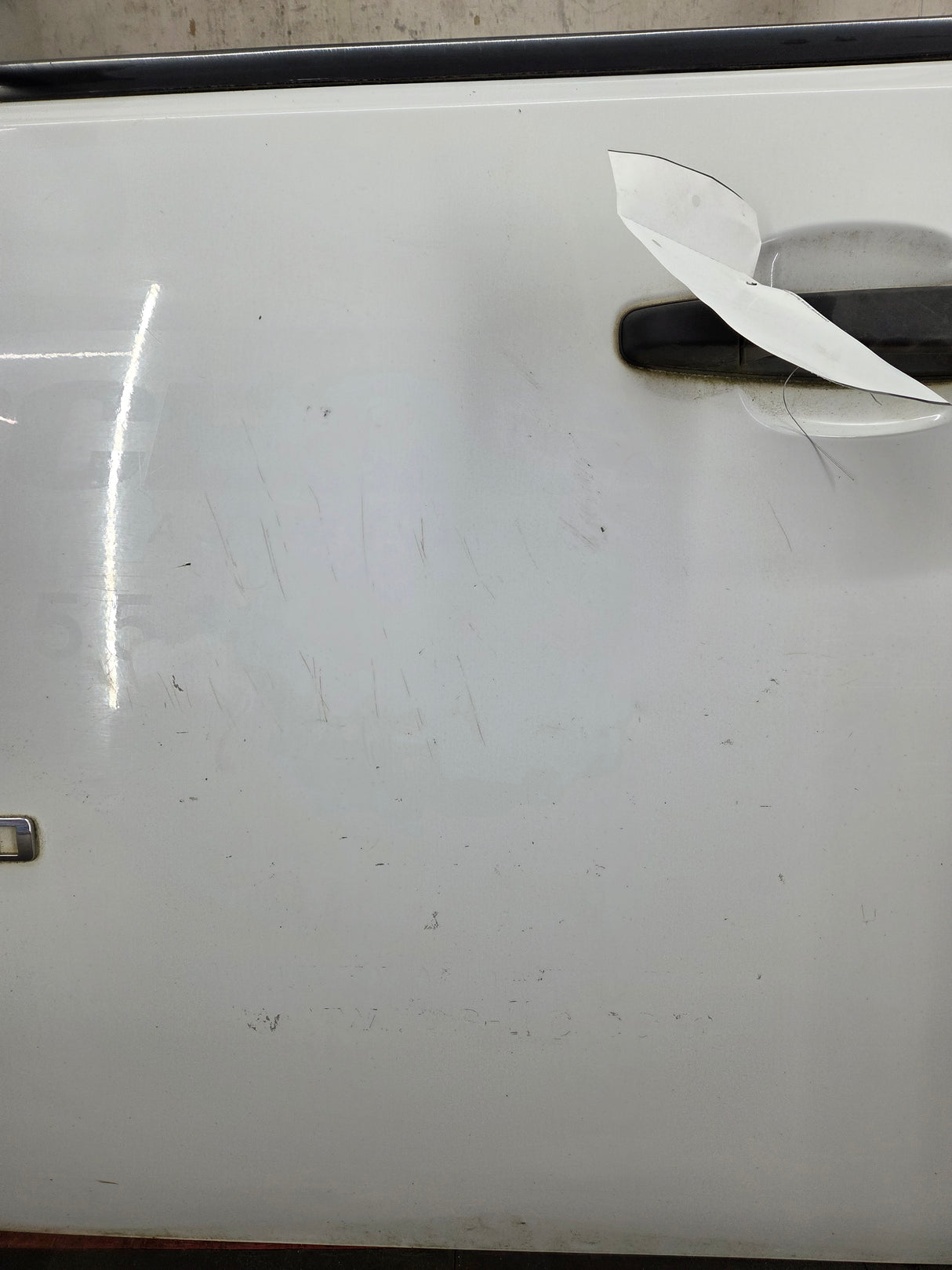 2007-2013 Chevrolet Silverado / GMC Sierra 1500 2500 3500 HD LH Front Driver Side Door