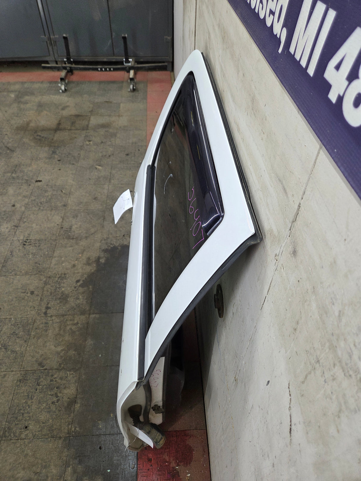 2014-2019 Chevrolet Silverado / GMC Sierra RH Rear Passenger Side Crew Cab Door 1500 2500 3500 HD