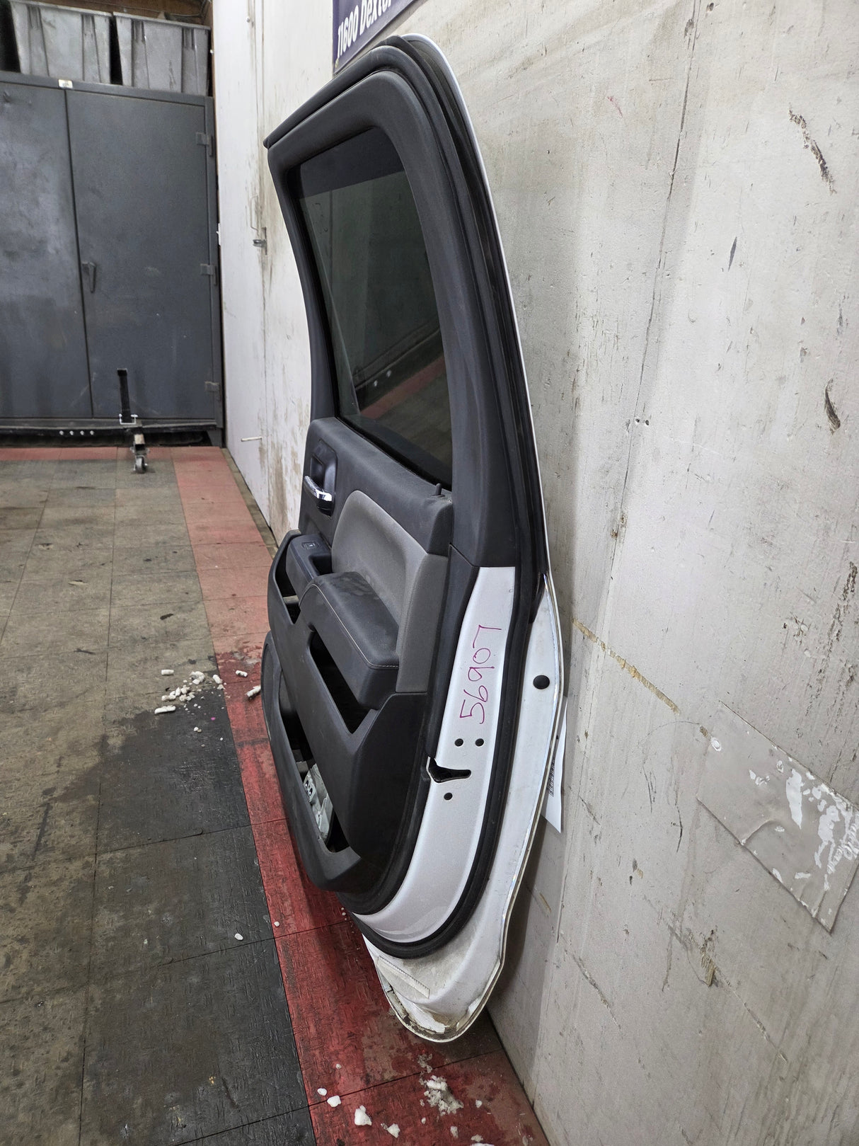 2014-2019 Chevrolet Silverado / GMC Sierra RH Rear Passenger Side Crew Cab Door 1500 2500 3500 HD